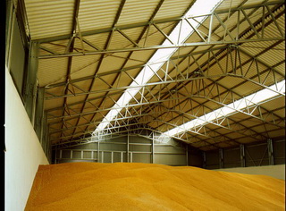 Херсонський порт збільшує потужності зберігання зерна новим складом на 16 тис. тонн